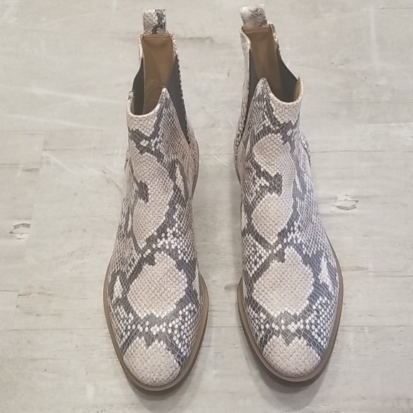 💕LUCKY BRAND💕 Jaime Snake Ankle Boots 8.5 NEW - Picture 6 of 15